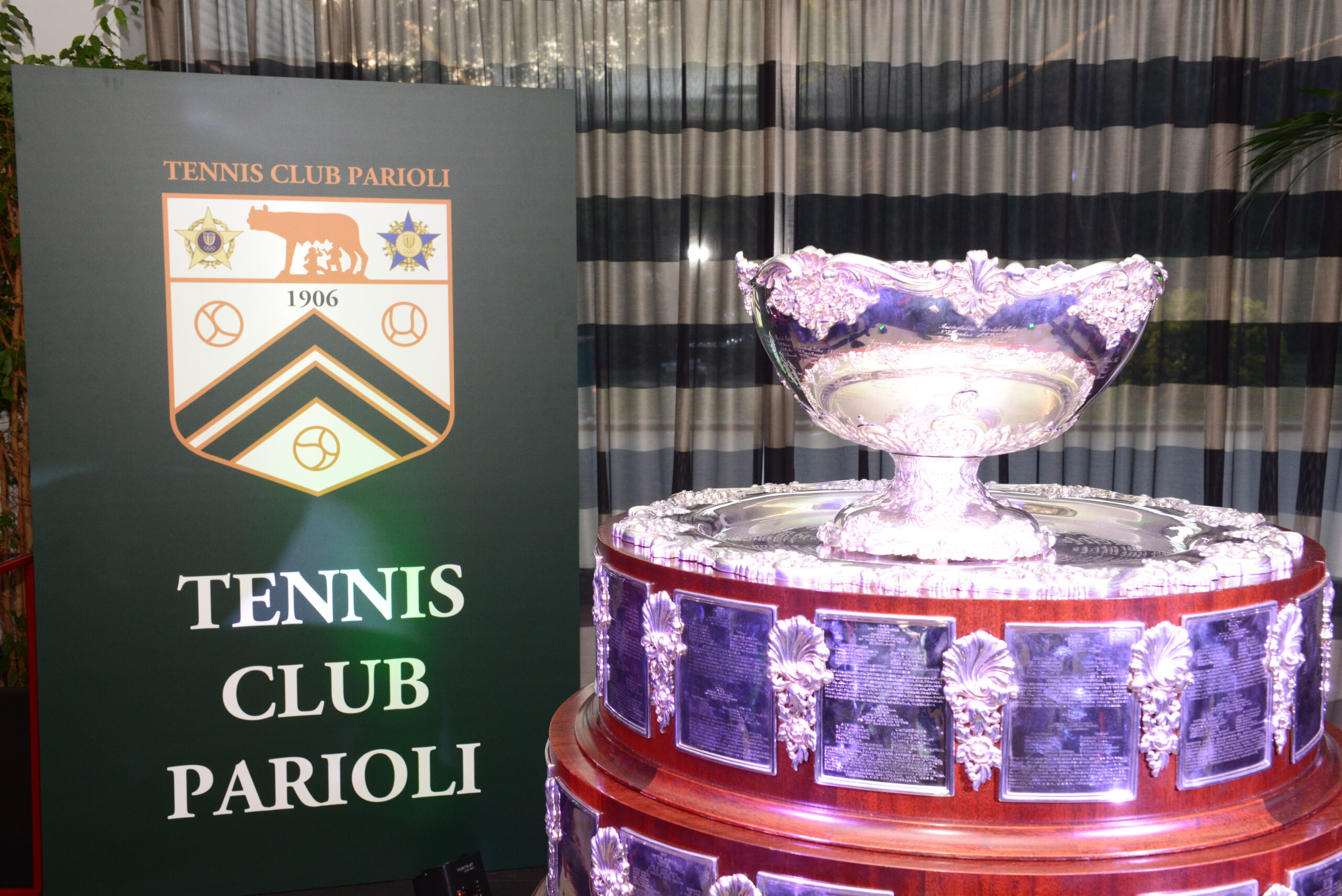 Trofeo Coppa Tennis Personalizzabile - Con Pallina In ABS E Base Marmo Nero, Altezze 29-32 Cm - Foto 2